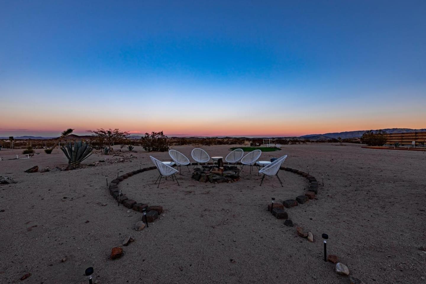 The Ranger Station - Fun Filled Outdoor Oasis! Villa Joshua Tree Buitenkant foto