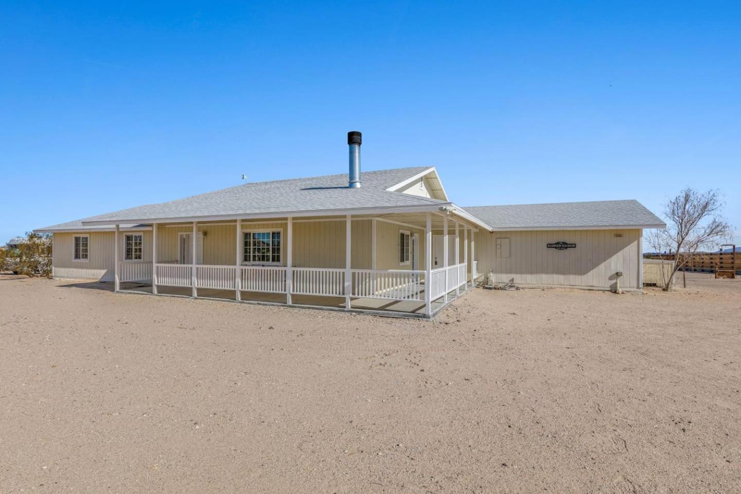 The Ranger Station - Fun Filled Outdoor Oasis! Villa Joshua Tree Buitenkant foto
